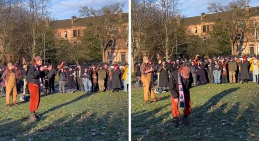 Mindeközben az Egyesült Királyságban: több mint száz ember volt kíváncsi rá, ahogy utoljára tökön rúgják a transz nőt