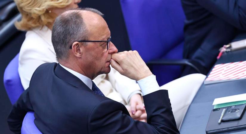 Megszólalt a német kancellár: katonákat küldhet Ukrajnába a tűzszünet után