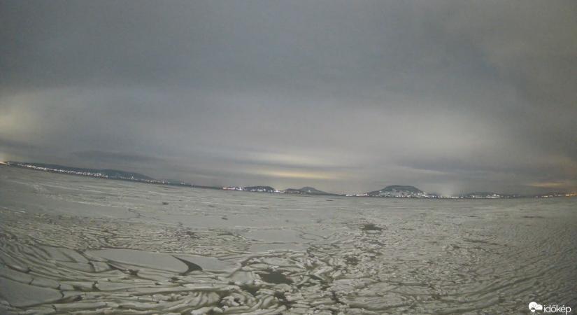 Videón a fantasztikus balatoni jégzajlás