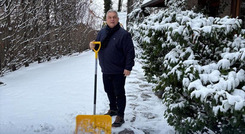 Hóhányó miniszterelnök, hóembert építő képviselő – így használják politikai kommunikációjukban a havazást politikusaink