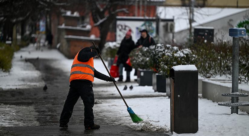 Vörös kód lépett életbe: hótól esett hanyatt az ország, megszólalt az operatív törzs és Karácsony is