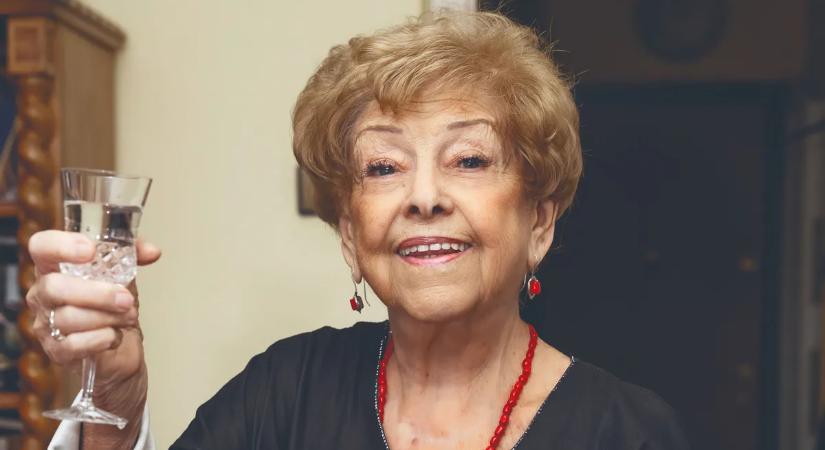 Pásztor Erzsi: „Én vagyok az ország józan részege!”