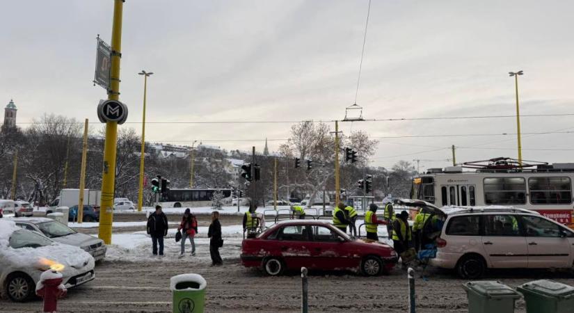 Latorcai Csaba a budapesti hóhelyzetről: Káosz a köbön!