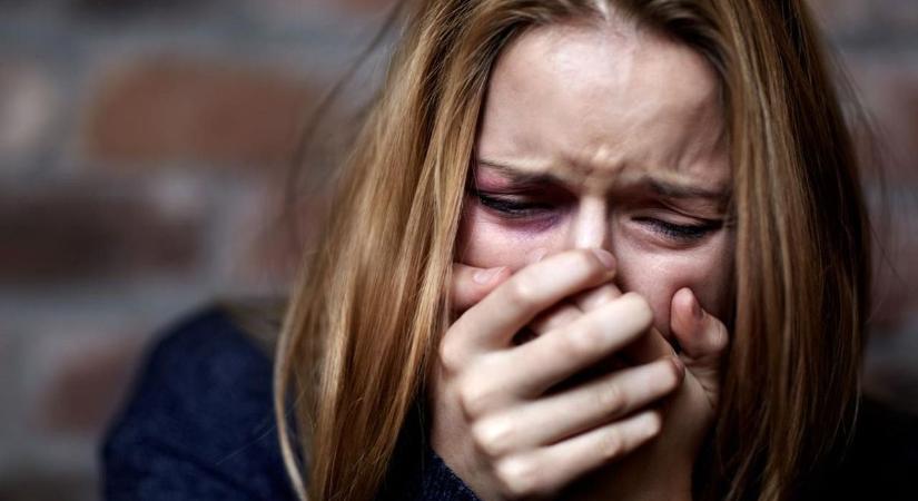 „A pénze veszélyben van” – így csaltak ki milliókat egy dombóvári asszonytól