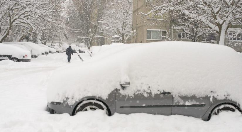 Valahol már 30 centinél is vastagabb a hótakaró, és jön a következő adag