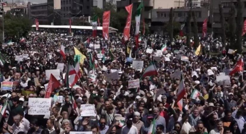 Irán népe felkelt, most tényleg van remény, hogy 47 év után megbukjon a rezsim