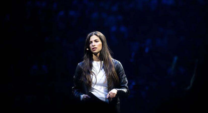 Szentkirályi: Karácsony Gergely a lapát vége helyett billentyűzetet ragadott, és másokra mutogat