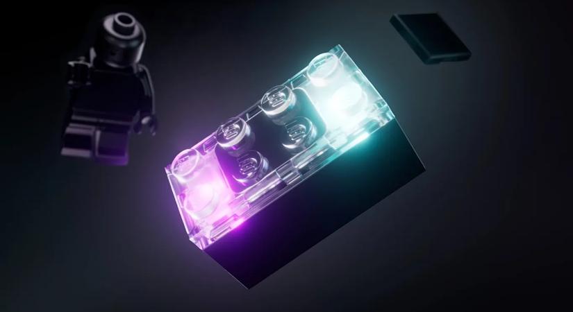 Új korszak nyílhat a legókockával, amely érzékeli a környezetét, és kommunikálni is képes társaival