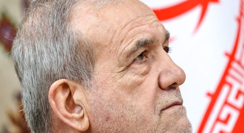 Irán elnöke felszólította a hatóságokat, hogy ne szálljanak szembe a békés tüntetőkkel