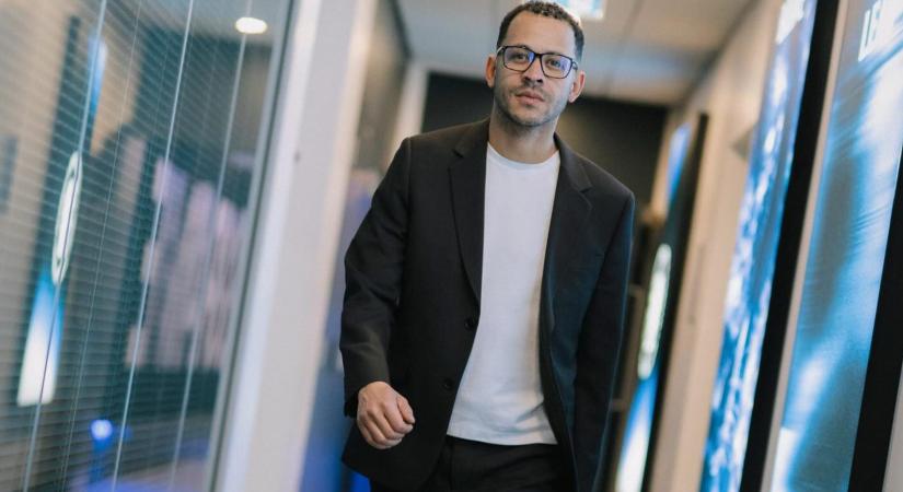 Chelsea: a Real Madrid klasszisával így nézne ki Rosenior új kezdőcsapata