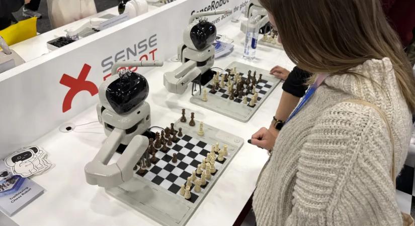 Szégyenszemre rommá alázott sakkban egy cuki robot