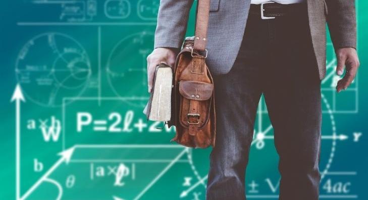 Újabb év, újabb tanári béremelés 