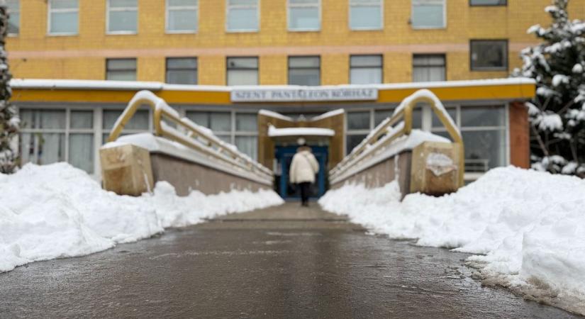 A dunaújvárosi kórház működése és betegellátása zavartalan