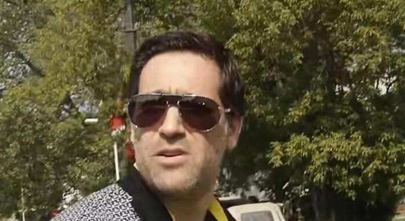 Balásy Gyula kiszállt a reptéri termékek vámolásából