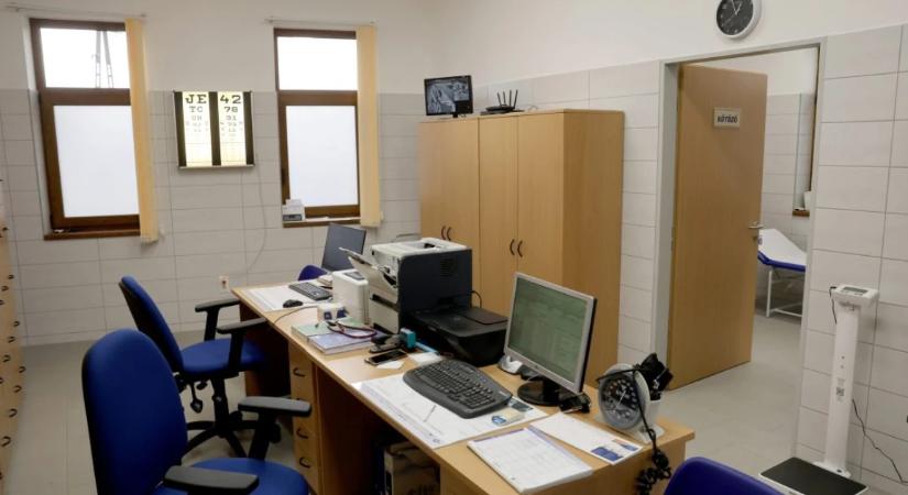 Több százezren kerültek ki a hazai egészségügyi ellátási rendszerből