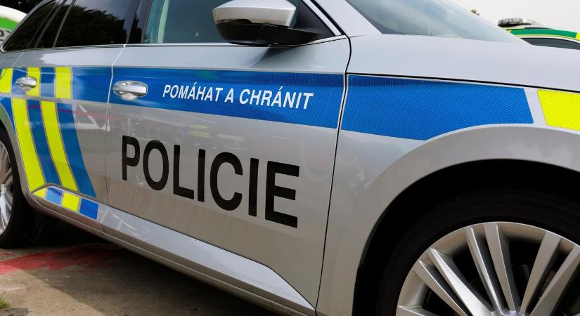 Fej nélküli női holttest egy dél-csehországi fészerben