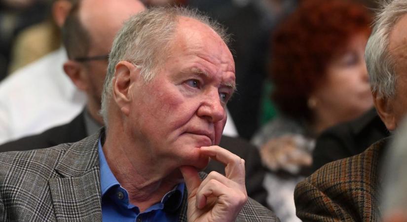 „Engem is meglepett a döntés” – Kemény Dénes a Manchester Unitedről és a vízilabda-Eb-ről is beszélt a Mandinernek