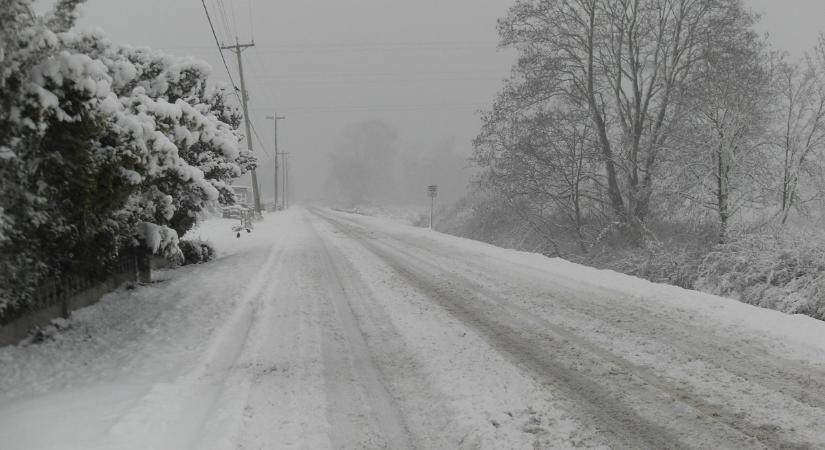 Volt Magyarországon automatán jégtelenített út – ezért nincsenek ilyenek most