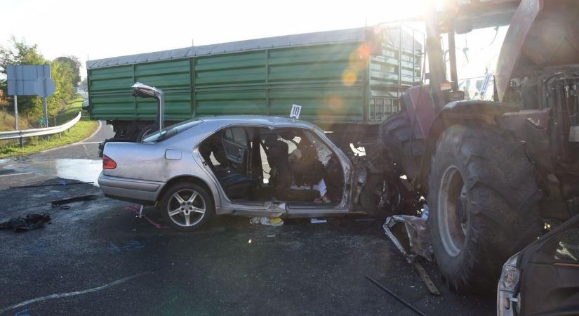 Három ember halt meg a tengelici balesetben – Íme a friss részletek a felkavaró drámában (videóval)