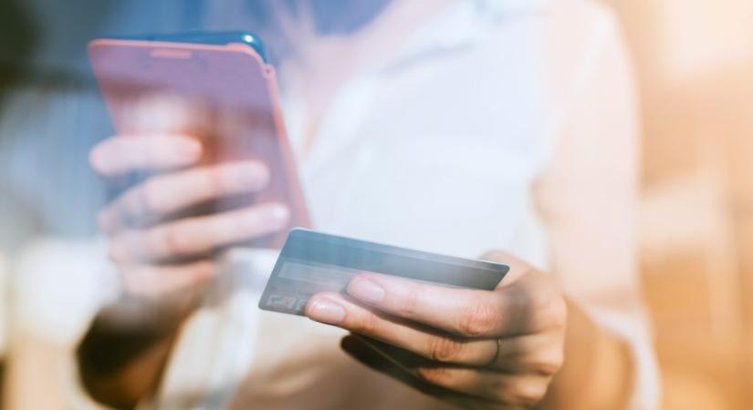 Újabb bank állt elő telefonos csalások elleni funkcióval