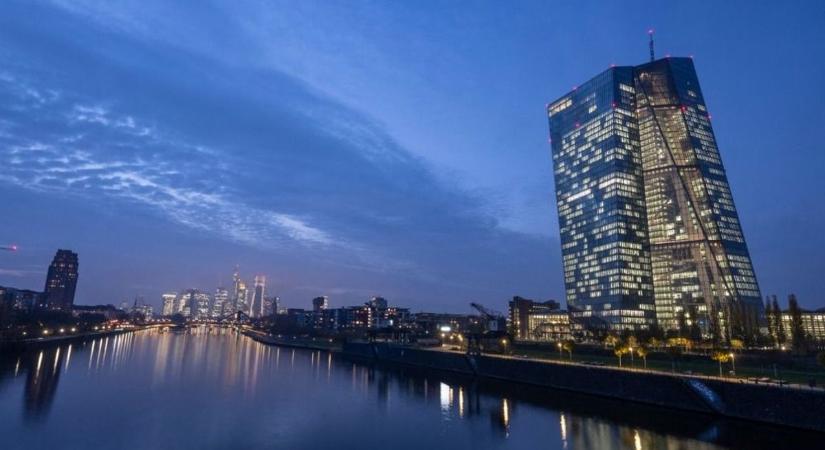 Tovább lassult a drágulás üteme az eurózónában: jövőre már a túl csekély drágulás okozhat problémát