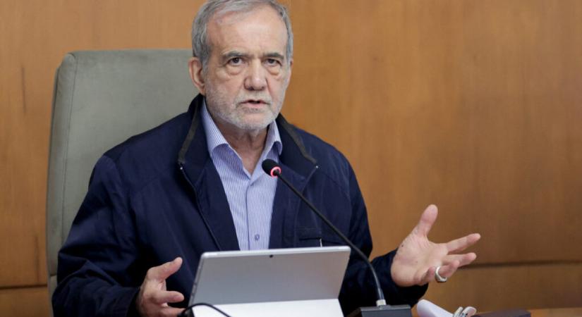 Az iráni elnök felszólította a biztonságiakat, ne tegyenek semmit a tüntetők, csak a rendbontók ellen