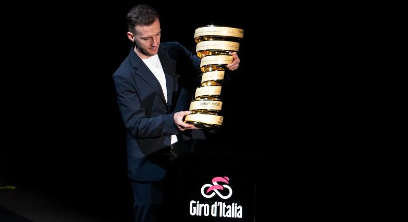 Visszavonult Valter Attila korábbi csapattársa, a Giro tavalyi győztese