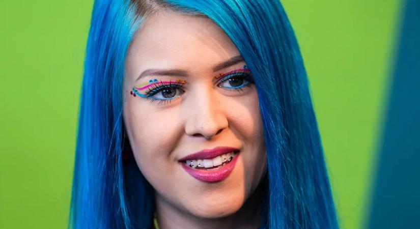 „Te vagy a kis hableány” Regán Lili vadító videóval érkezett