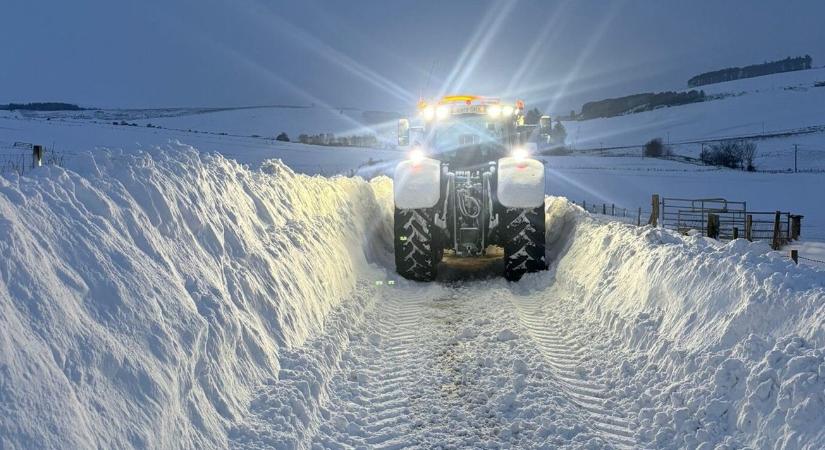 Hó, jég és elszigeteltség – traktoros gazdák mentették meg a vidéket