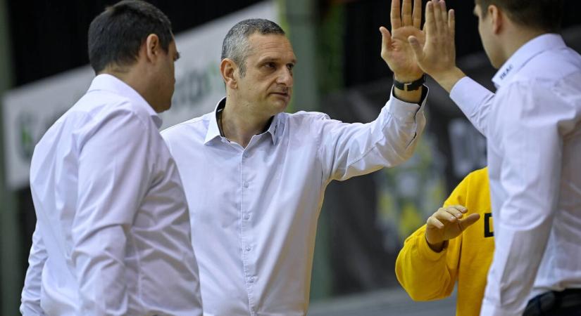 Férfi kosárlabda: távozik Debrecenből a szerb szakember