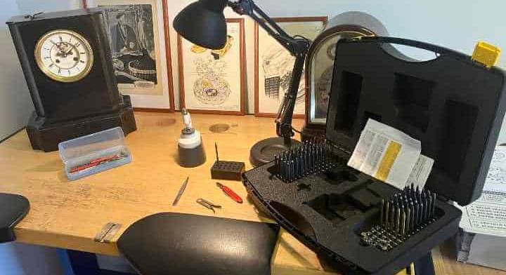 Nem járt el felettük az idő – így kell ma órásmesternek lenni