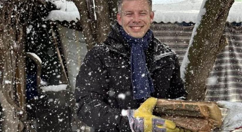 Rendkívüli munkaszüneti nap kihirdetését kéri szombatra Magyar Péter