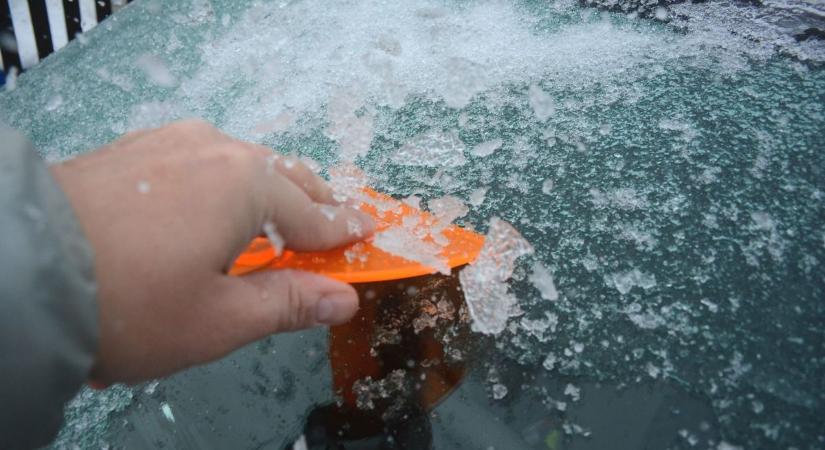 Ónos eső boríthatja jégpáncélba Baranyát pénteken – komoly közlekedési veszélyekkel kell számolni