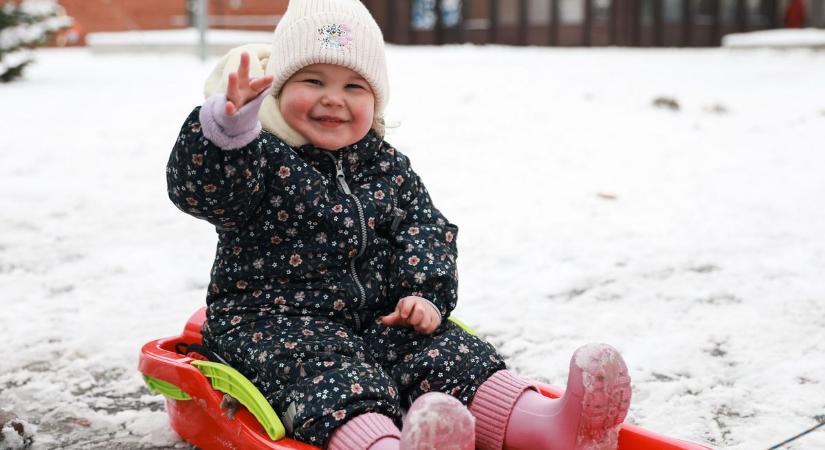 Hó alatt a megye – Kotrás, bobozás, csoszogás