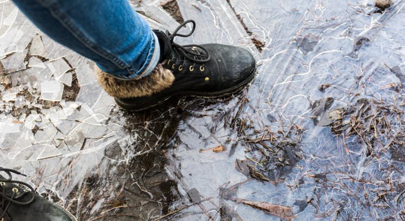 Ezt tegye, ha nincs só, és mégsem akar elcsúszni a járdán a havazás után