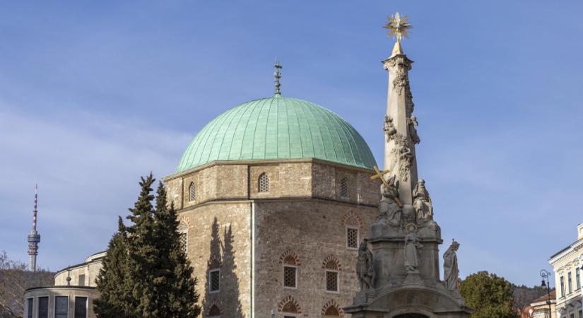 Mecset épül az osztrák határhoz közeli városban