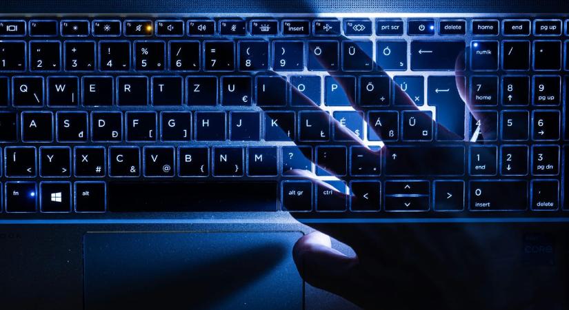 Háromszor is rávették az utalásra, csaknem 13 millió forintot csaltak ki egy dombóvári nőtől