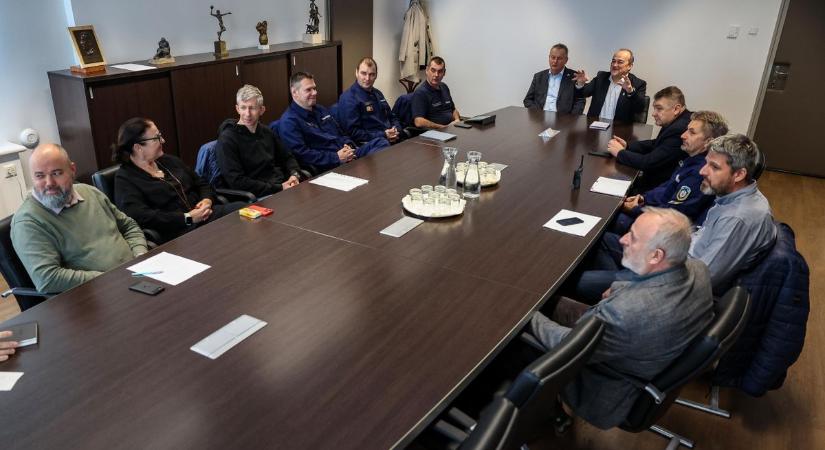 Azon dolgoznak, hogy mindenki átvészelje a tél legkeményebb támadását (képgaléria)