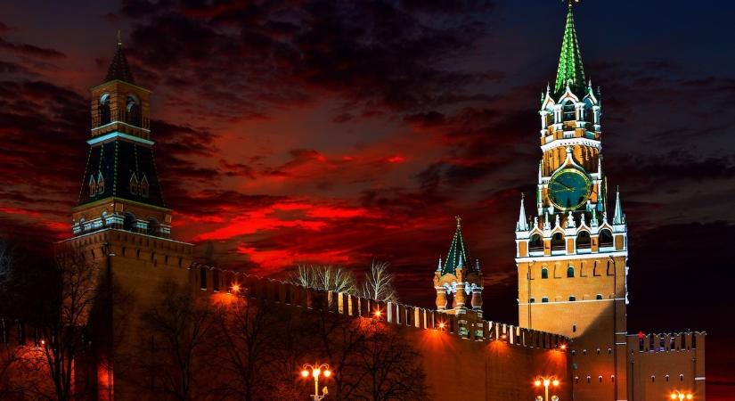 Moszkva követeli, hogy emberségesen bánjanak állampolgáraival a lefoglalt tankeren