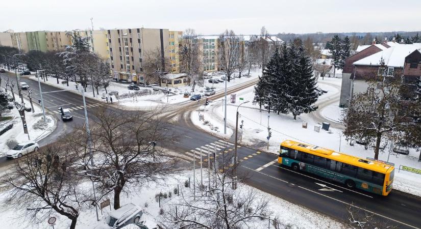 Megkérdeztük, kellett-e tanítási szünetet elrendelni a hóhelyzet miatt Vasban
