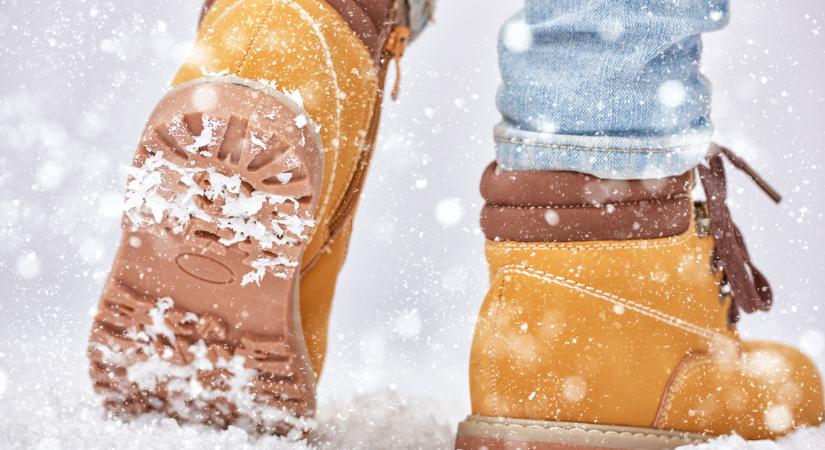 Ilyen talpú cipő kell, hogy ne csússz meg a hóban, vagy a jégen