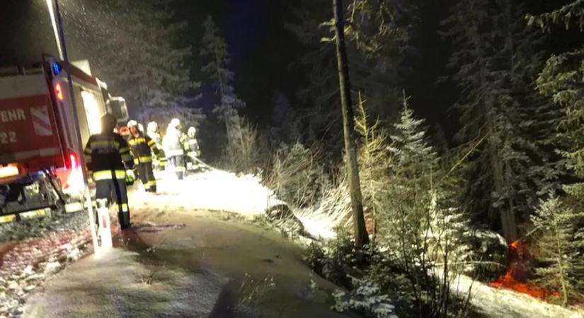 Döbbenet: kocsival zuhant a mélybe a magyar sofőr Ausztriában - nem hiszed el, hogyan élte túl