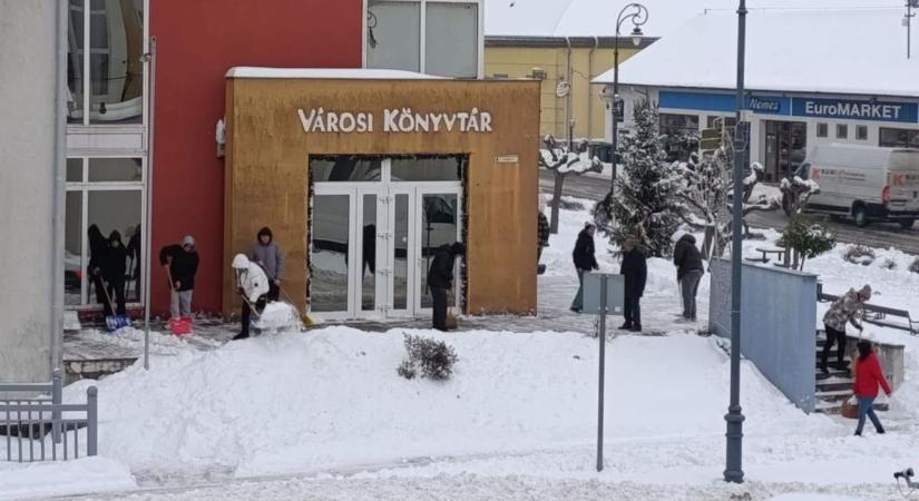 Friss hírek Kisbérről - ilyen a jelenlegi hóhelyzet a városban