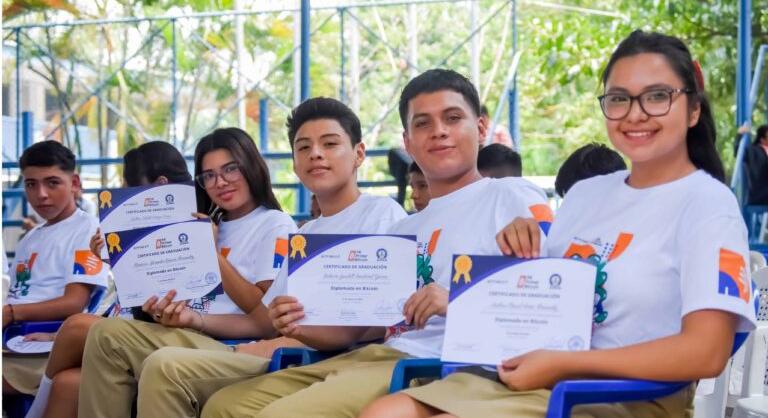 Felsőoktatási szintre emeli a Bitcoint egy dominikai egyetem