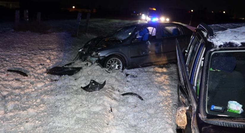 Sokkoló fotókat mutatunk a Szombathely és Vép között történt baleset helyszínéről