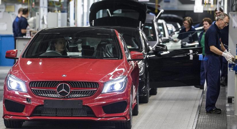 Magyarországot kiemelkedően érintő bejelentést tett a Mercedes