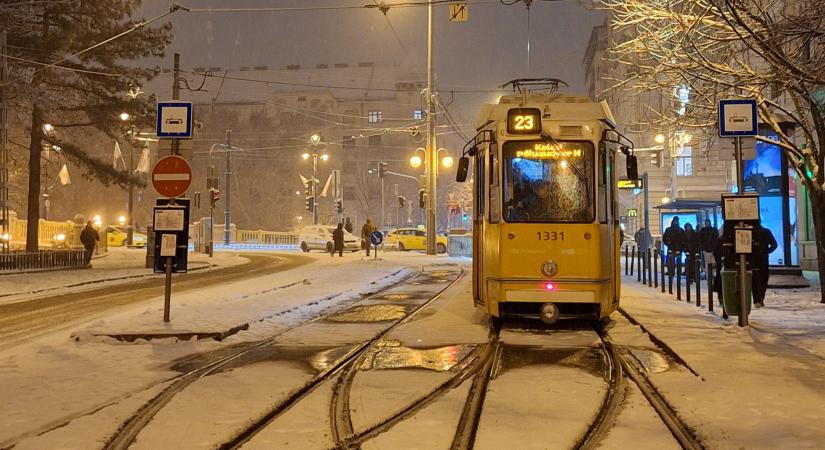 A buszok még mindig sok helyen késnek