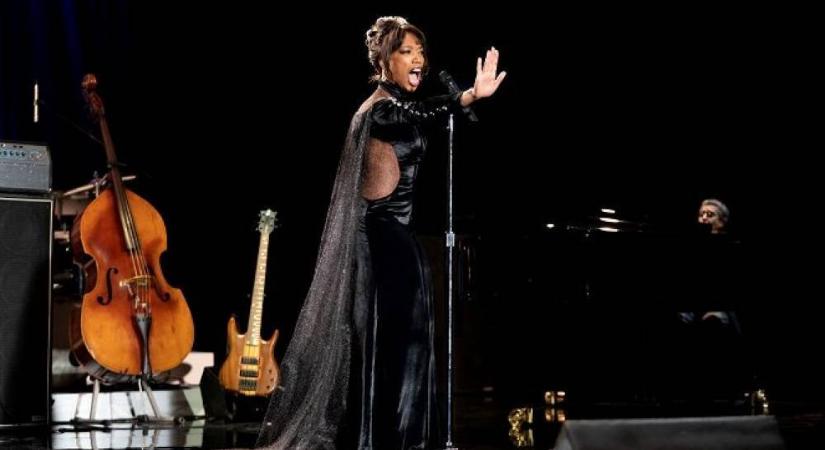 I Wanna Dance With Somebody – A Whitney Houston-film: A hang mögötti nő (kritika)