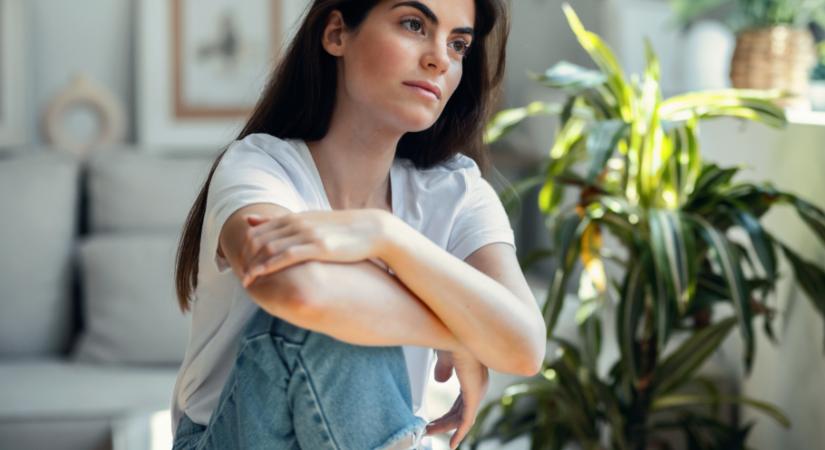 A terapeuta elárulta, ezek a mindennapi szokások erősíthetik a szorongást