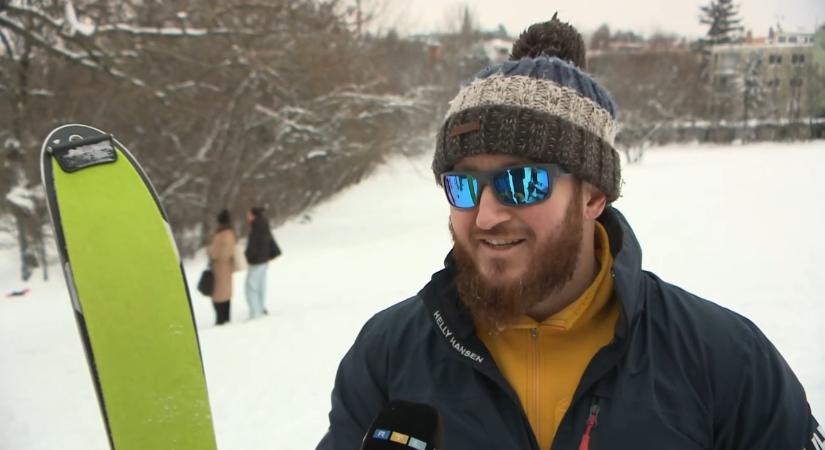 Megbénította az országot a hó – és még csak most jön a neheze